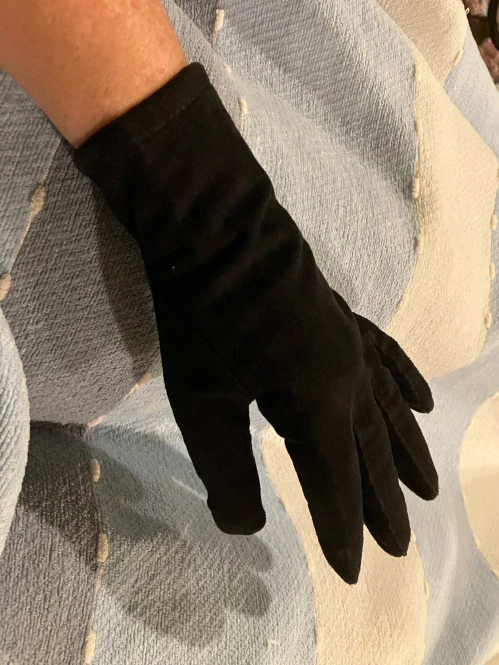 2 pair women’s chic black gloves